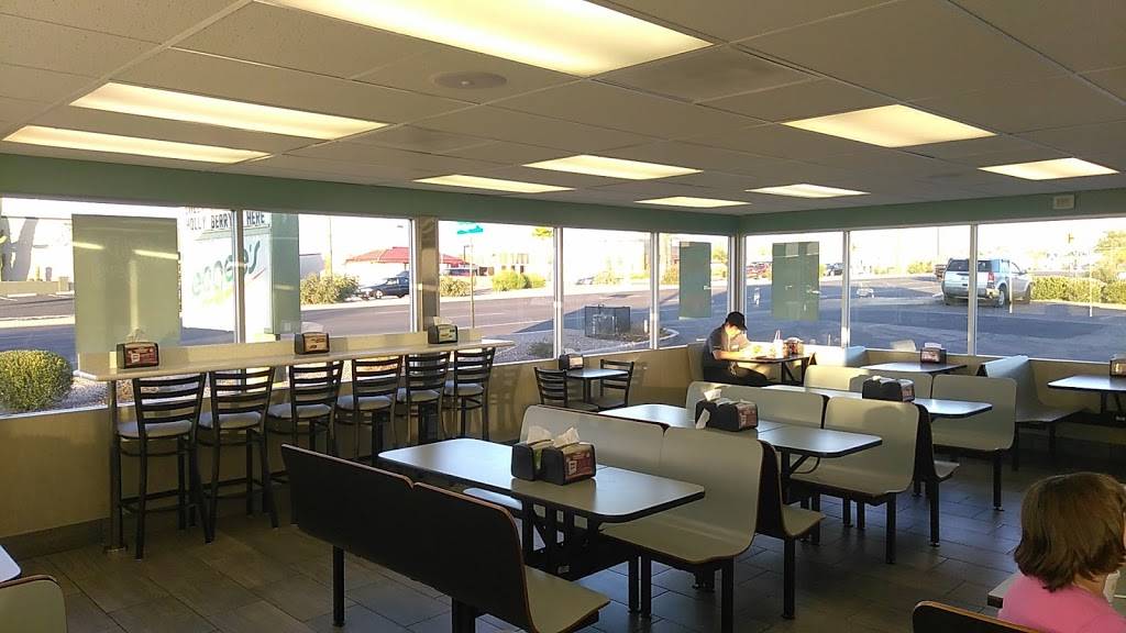 Eegees | restaurant | 8320 E Broadway Blvd, Tucson, AZ 85710, USA | 5207337977 OR +1 520-733-7977