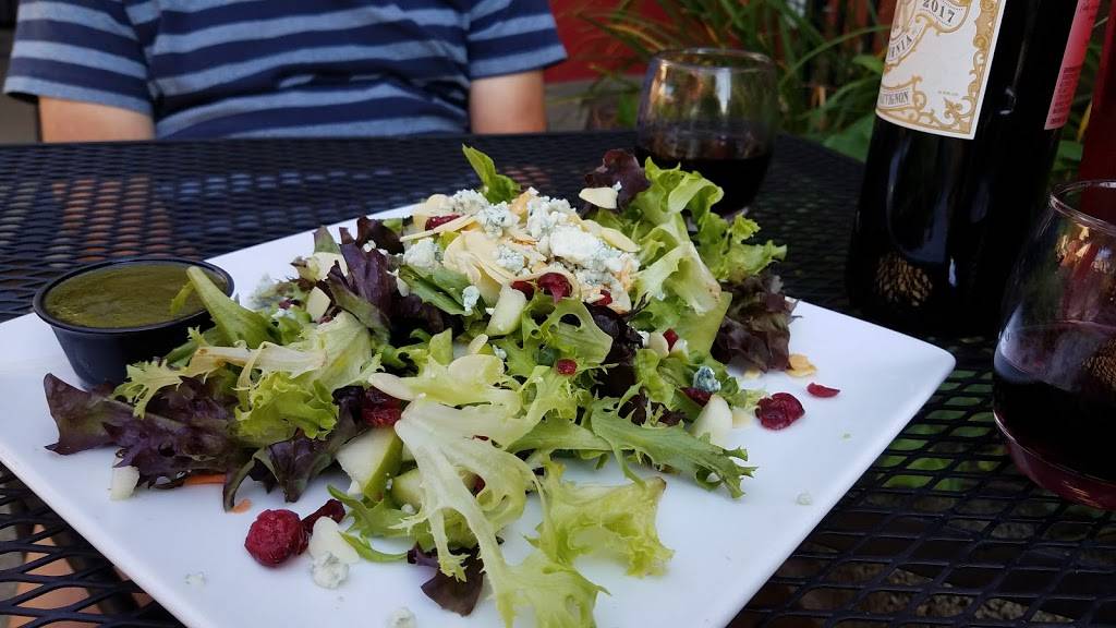 The Olde Spitfire Grille | restaurant | 1517 Broad St, Greensburg, PA 15601, USA | 7242056402 OR +1 724-205-6402