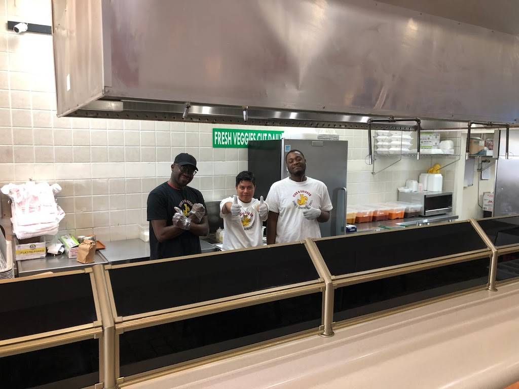 JR Fish and Chicken | restaurant | 7948 Winchester Rd ste 103, Memphis, TN 38125, USA | 9018080209 OR +1 901-808-0209