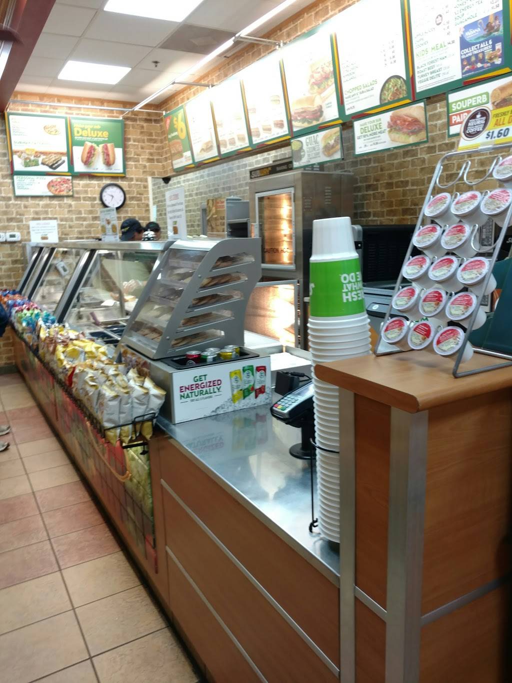 Subway Restaurants | restaurant | 1030 Summit St #300, Elgin, IL 60120, USA | 8478416699 OR +1 847-841-6699
