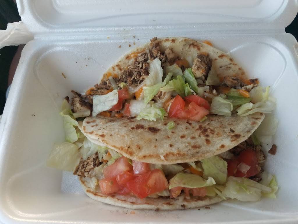 Jerk 48 | restaurant | 548 E 67th St, Chicago, IL 60637, USA | 7734203416 OR +1 773-420-3416