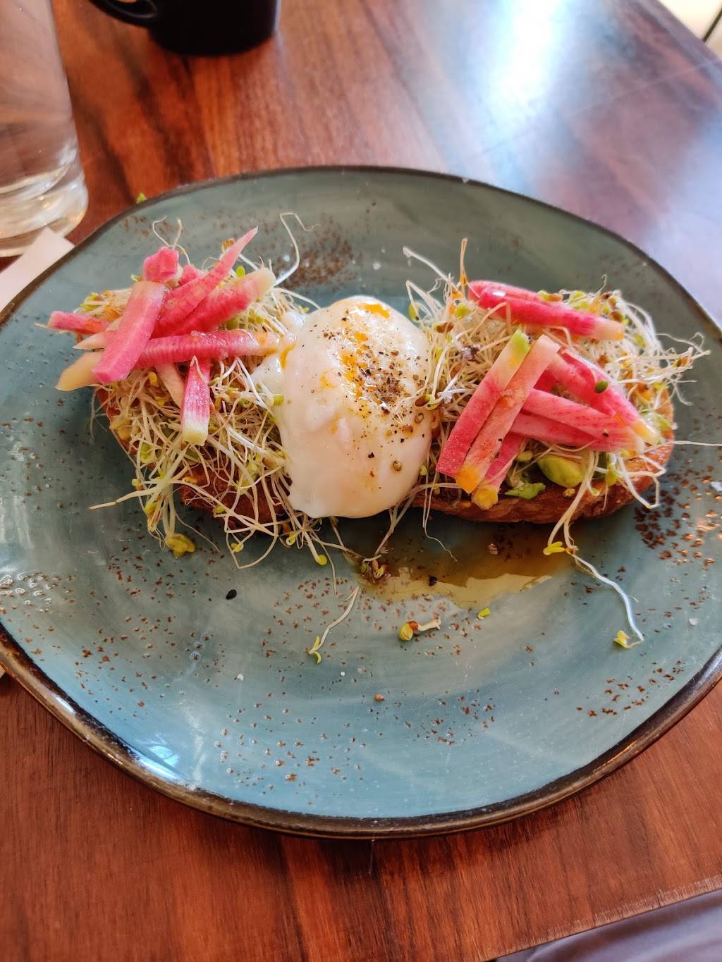 Manny’s | restaurant | 3092 16th St, San Francisco, CA 94103, USA | 4155338051 OR +1 415-533-8051