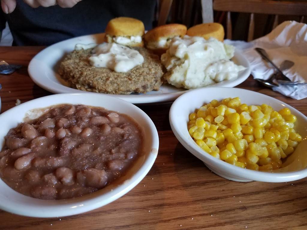 Cracker Barrel Old Country Store | restaurant | 2920 S Mall Rd, Knoxville, TN 37917, USA | 8659714421 OR +1 865-971-4421