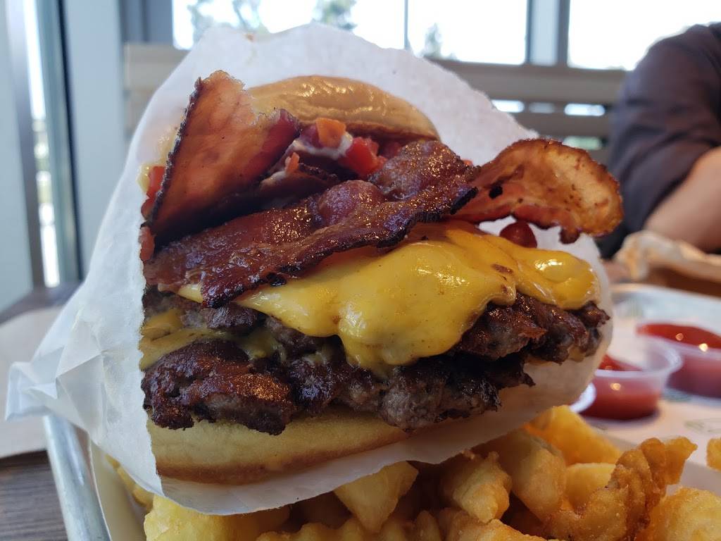 Shake Shack | restaurant | 2171 Rosecrans Ave, El Segundo, CA 90245, USA | 4243972170 OR +1 424-397-2170