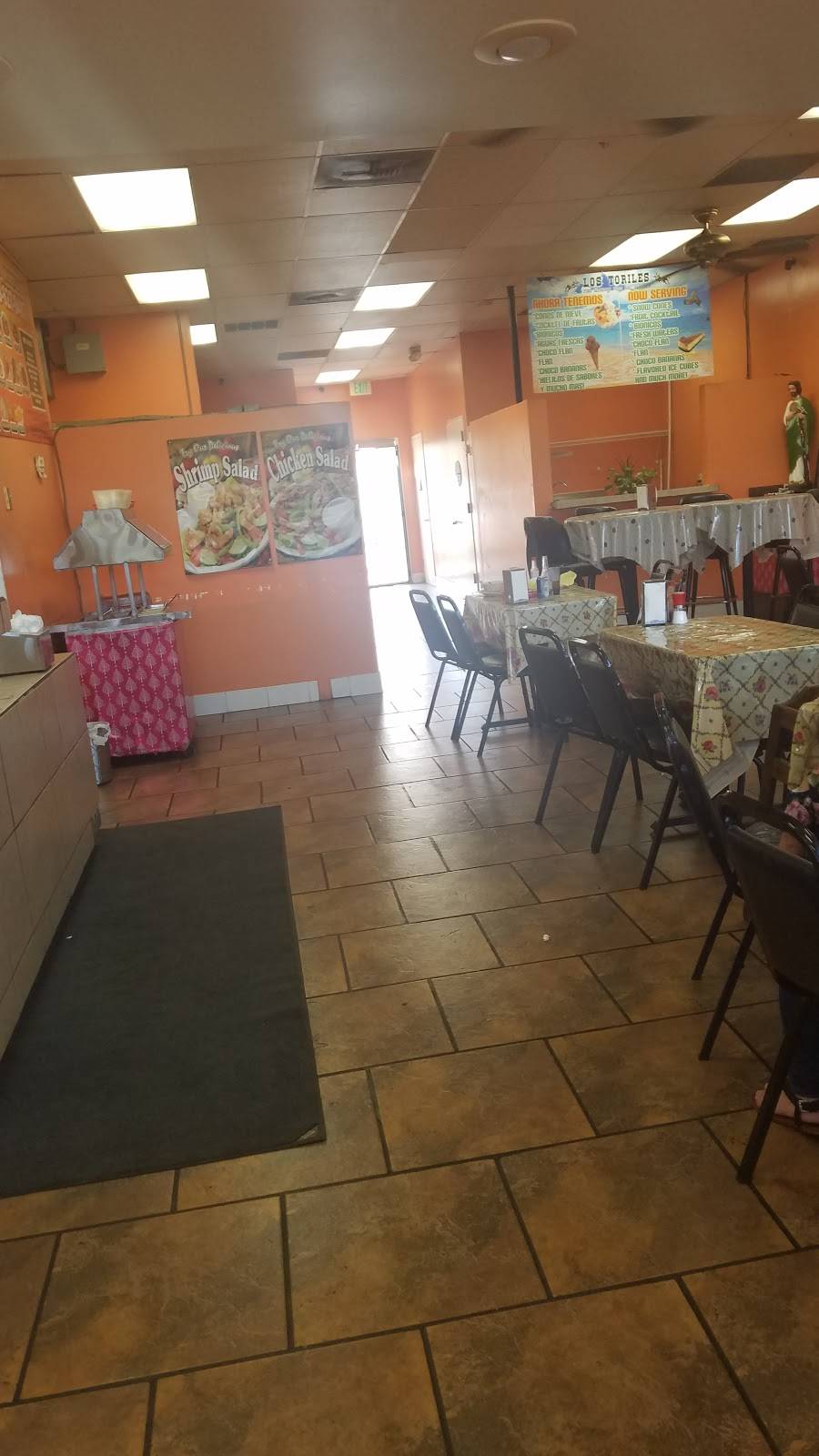 Los Toriles | restaurant | 2737 S Mooney Blvd, Visalia, CA 93277, USA | 5596270487 OR +1 559-627-0487