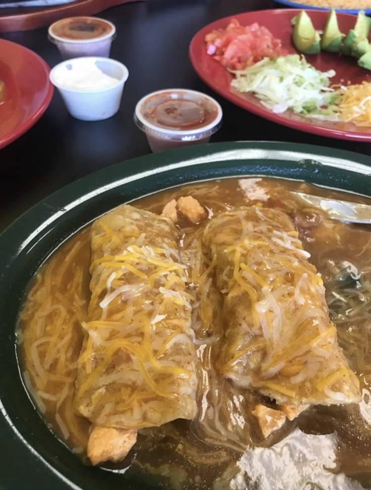 Sombreros Mexican Restaurant | restaurant | 2903 Pierce Rd #107, Saginaw, MI 48604, USA | 9894012332 OR +1 989-401-2332