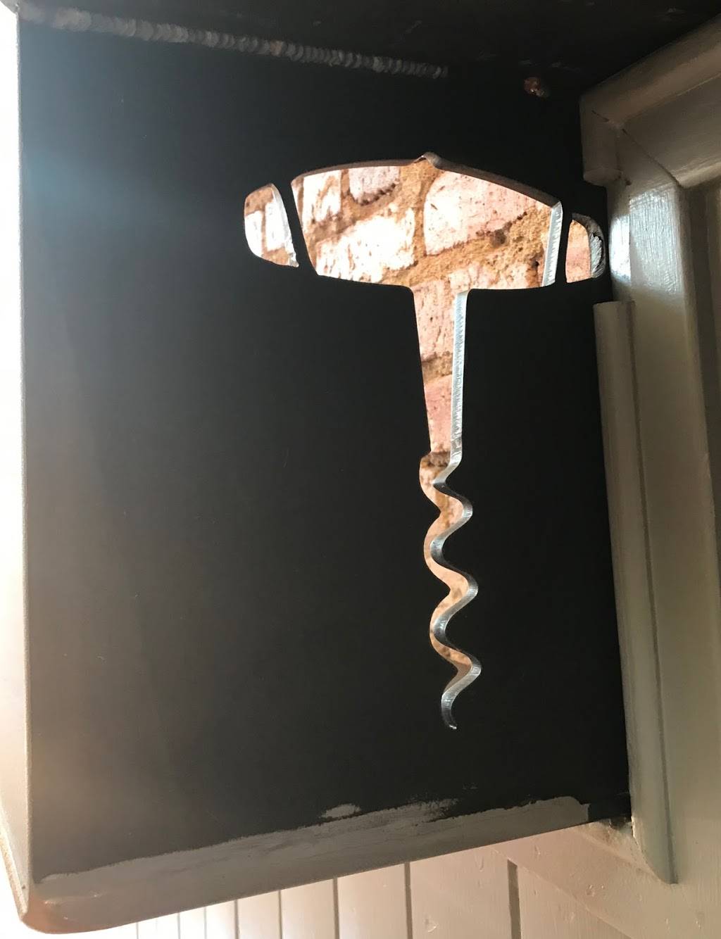 The Independent Wine Co | restaurant | 13 S Washington St, Sonora, CA 95370, USA | 2095886248 OR +1 209-588-6248