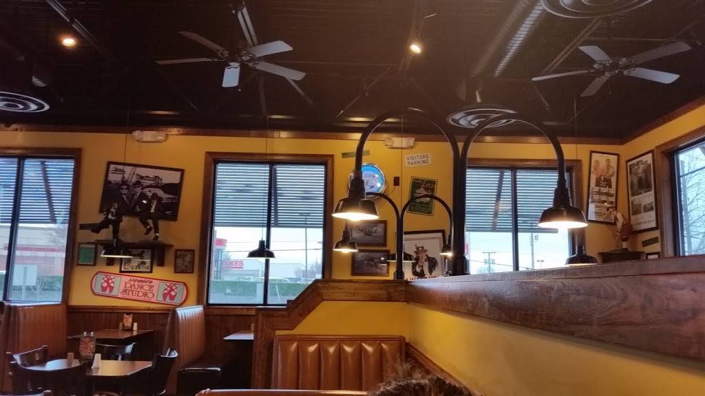 Zaxbys Chicken Fingers & Buffalo Wings | restaurant | 2148 W Andrew Johnson Hwy, Morristown, TN 37814, USA | 4235876144 OR +1 423-587-6144