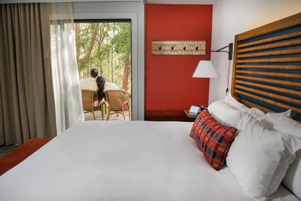 Chaminade Resort & Spa | restaurant | 1 Chaminade Ln, Santa Cruz, CA 95065, USA | 8314755600 OR +1 831-475-5600