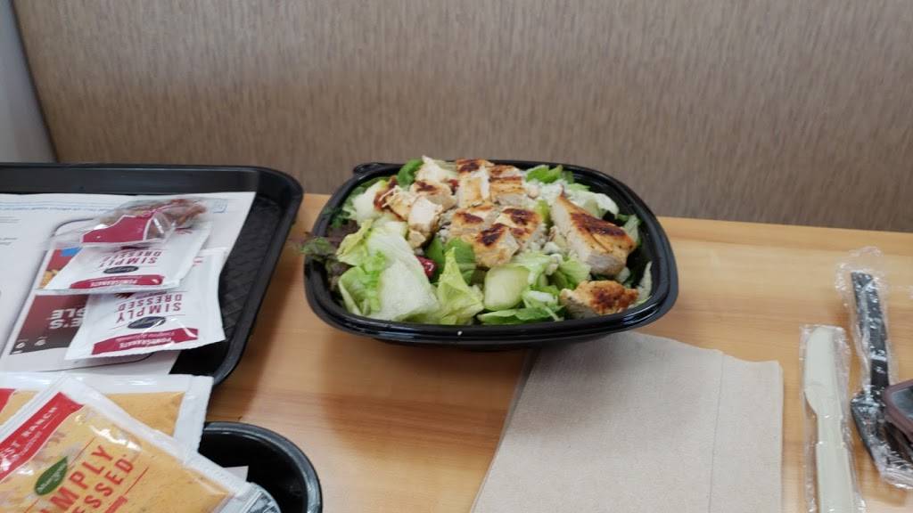 Wendys | restaurant | 622 E Camp Wisdom Rd, Duncanville, TX 75116, USA | 9726395097 OR +1 972-639-5097