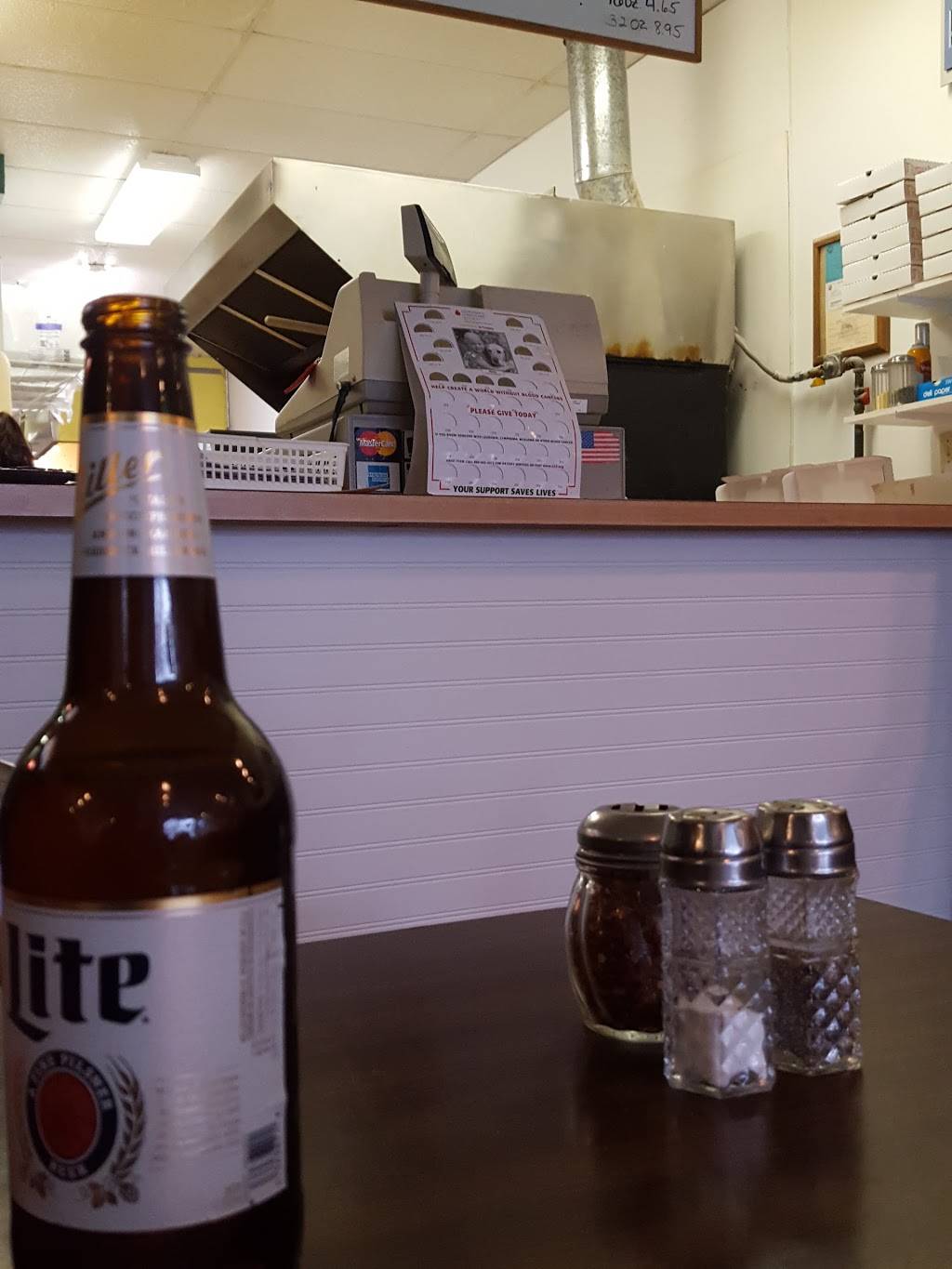 Starlite Pizza | restaurant | 932 E Ireland Rd, South Bend, IN 46614, USA | 5742915757 OR +1 574-291-5757