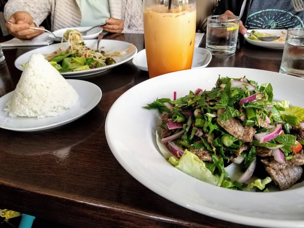 Naree Thai | restaurant | 555 E Ocean Blvd #101, Long Beach, CA 90802, USA | 5624955988 OR +1 562-495-5988