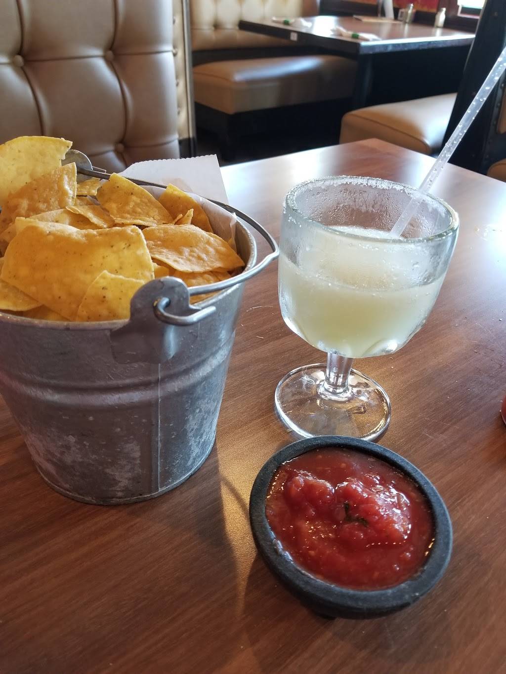 Amigos & Beer Mexican Restaurant | restaurant | 5020 Washington Pike, Knoxville, TN 37917, USA | 8654441990 OR +1 865-444-1990