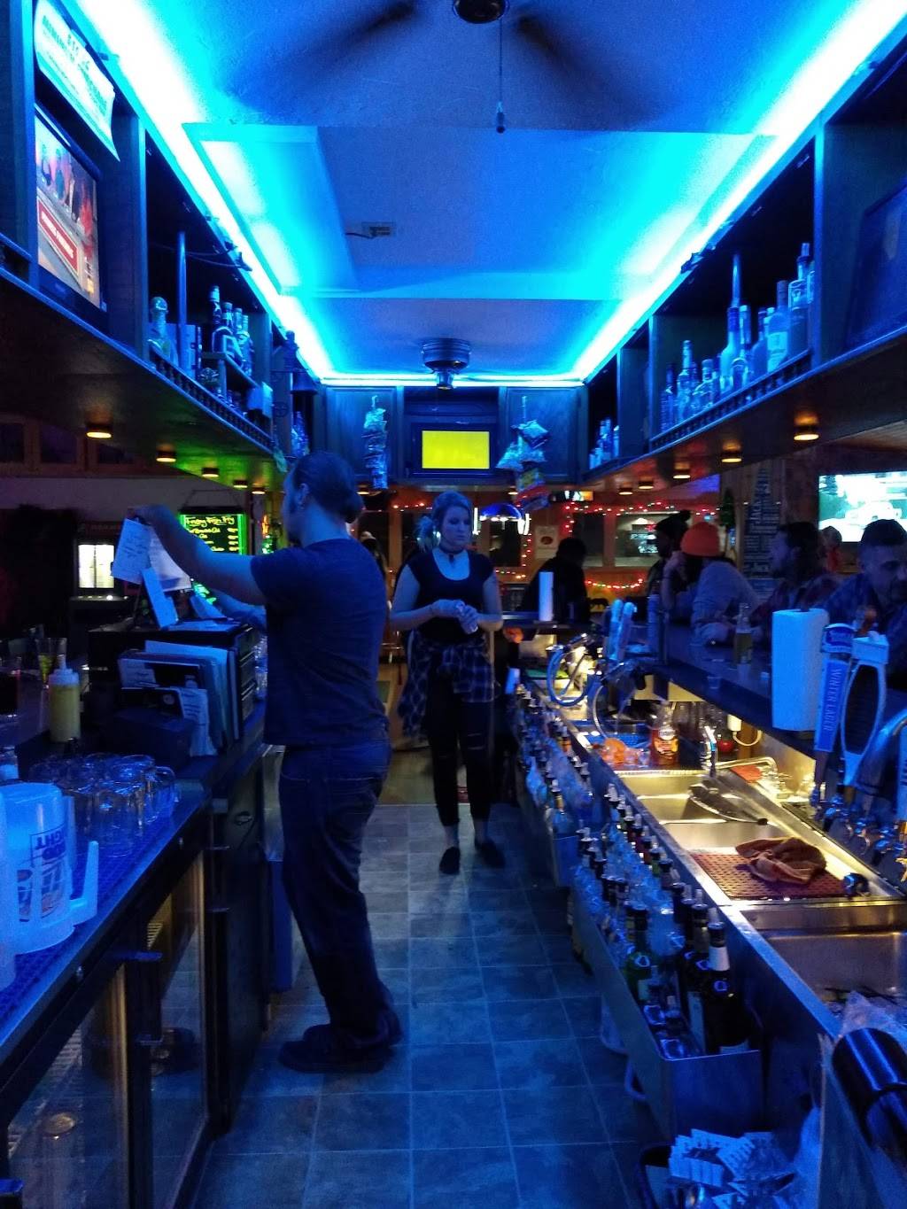 Graingers Pub & Grill | restaurant | 3400 W Loomis Rd, Milwaukee, WI 53221, USA | 4142829917 OR +1 414-282-9917