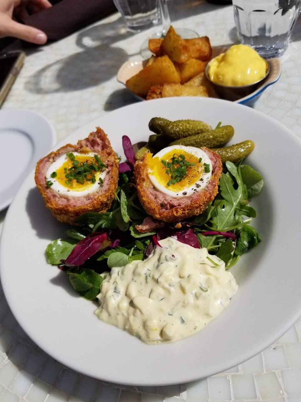 The Bull and Beggar | restaurant | 37 Paynes Way #007, Asheville, NC 28801, USA | 8285759443 OR +1 828-575-9443