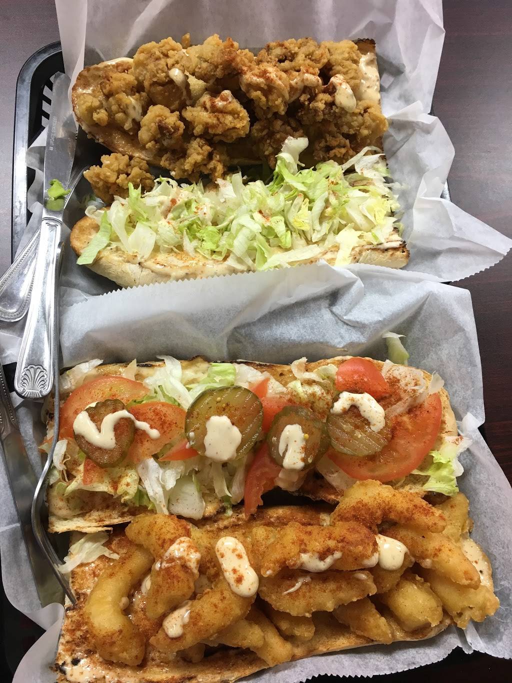 J. Gumbo’s | restaurant | 5123 Hixson Pike, Hixson, TN 37343, USA | 4237603995 OR +1 423-760-3995