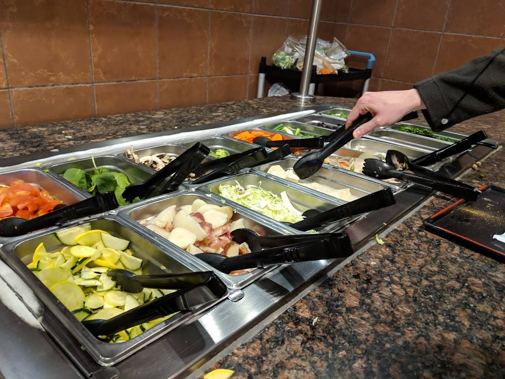 Genghis Grill | restaurant | 4410 The 25 Way, Albuquerque, NM 87109, USA | 5053449335 OR +1 505-344-9335