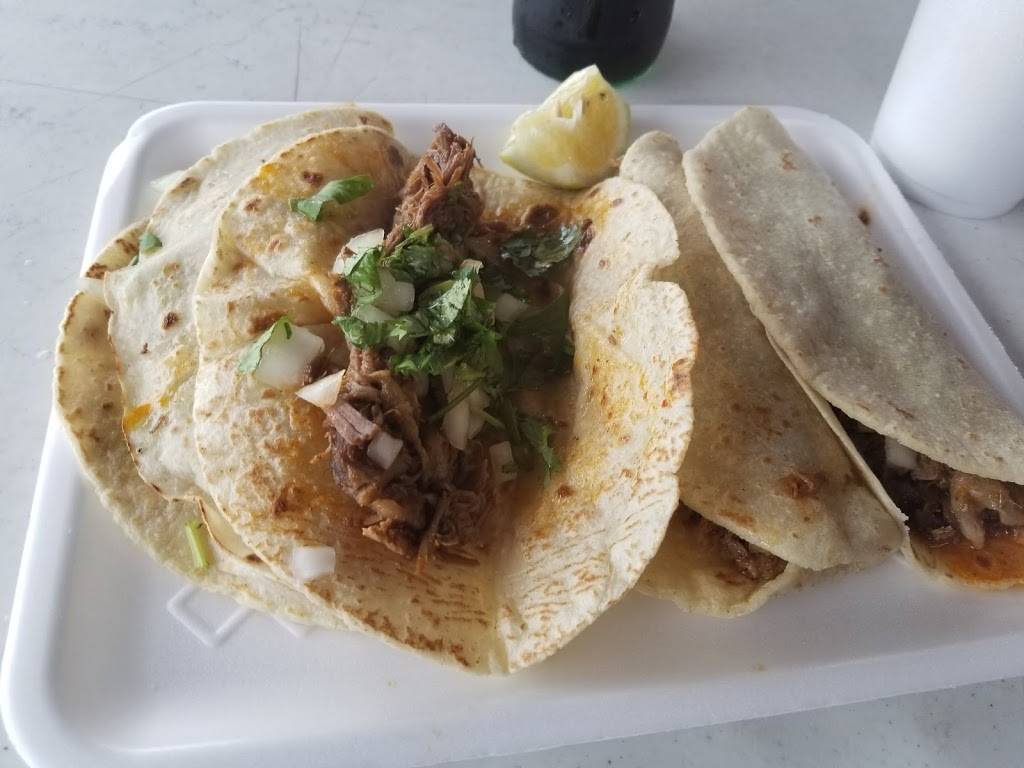 El Lorito | restaurant | 624 W Broadway Rd, Phoenix, AZ 85041, USA | 6023059294 OR +1 602-305-9294