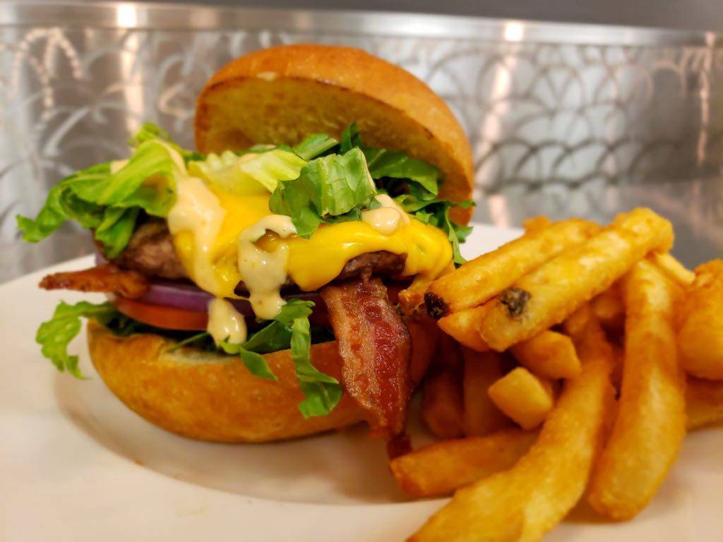 Trimana Grill | restaurant | 909 S Sepulveda Blvd #155, El Segundo, CA 90245, USA | 3107260920 OR +1 310-726-0920