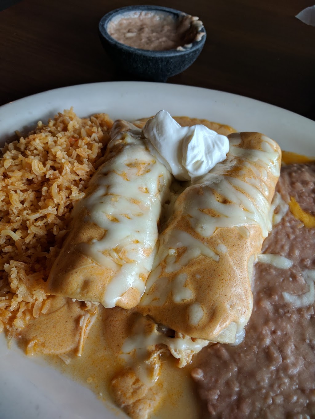 Fiesta Mexican Restaurant | restaurant | 807 Sidney Ave, Sterling, CO 80751, USA | 9705260401 OR +1 970-526-0401