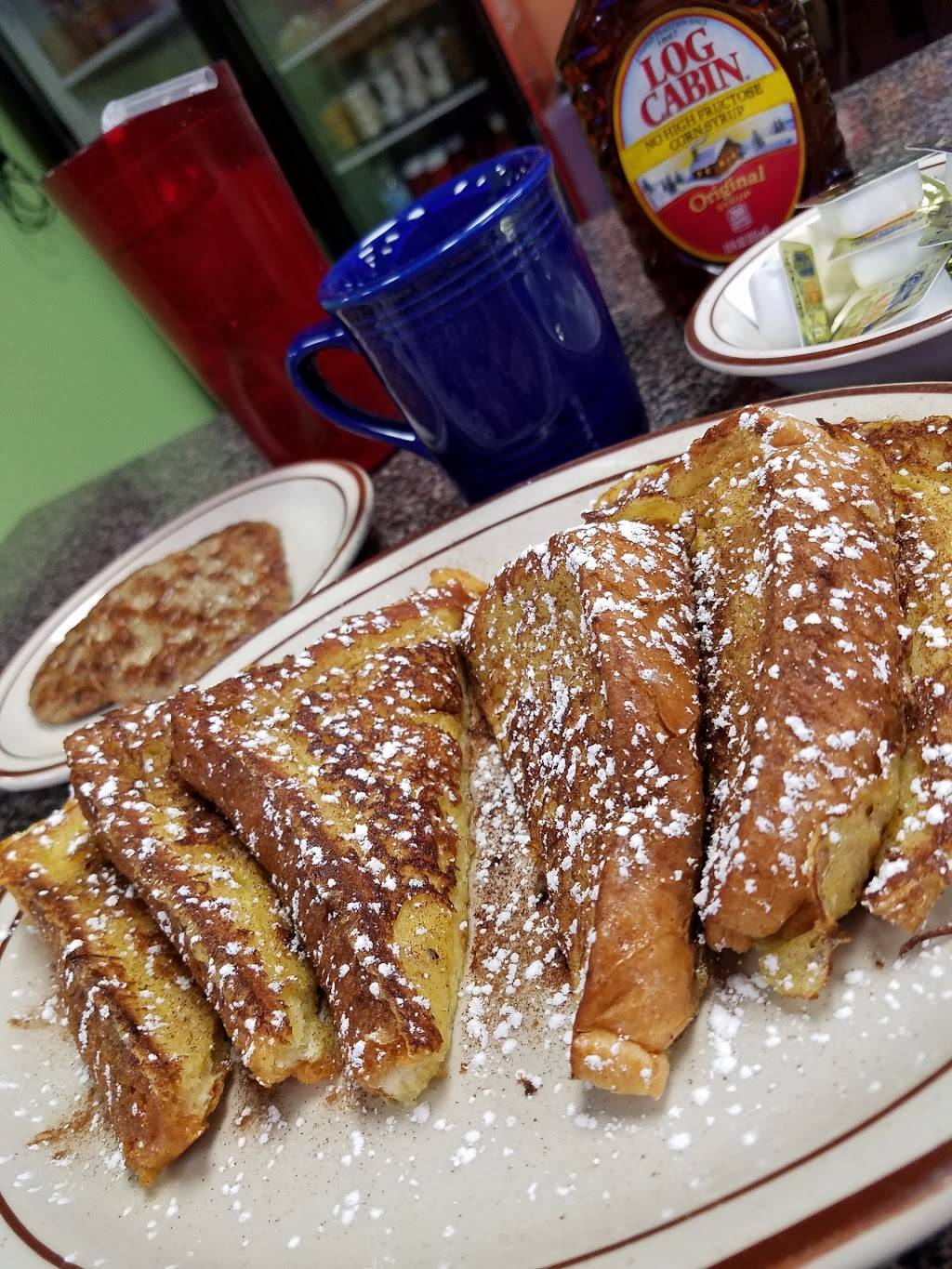 Livonia breakfast club | restaurant | 17162 Farmington Rd, Livonia, MI 48152, USA | 7344694103 OR +1 734-469-4103