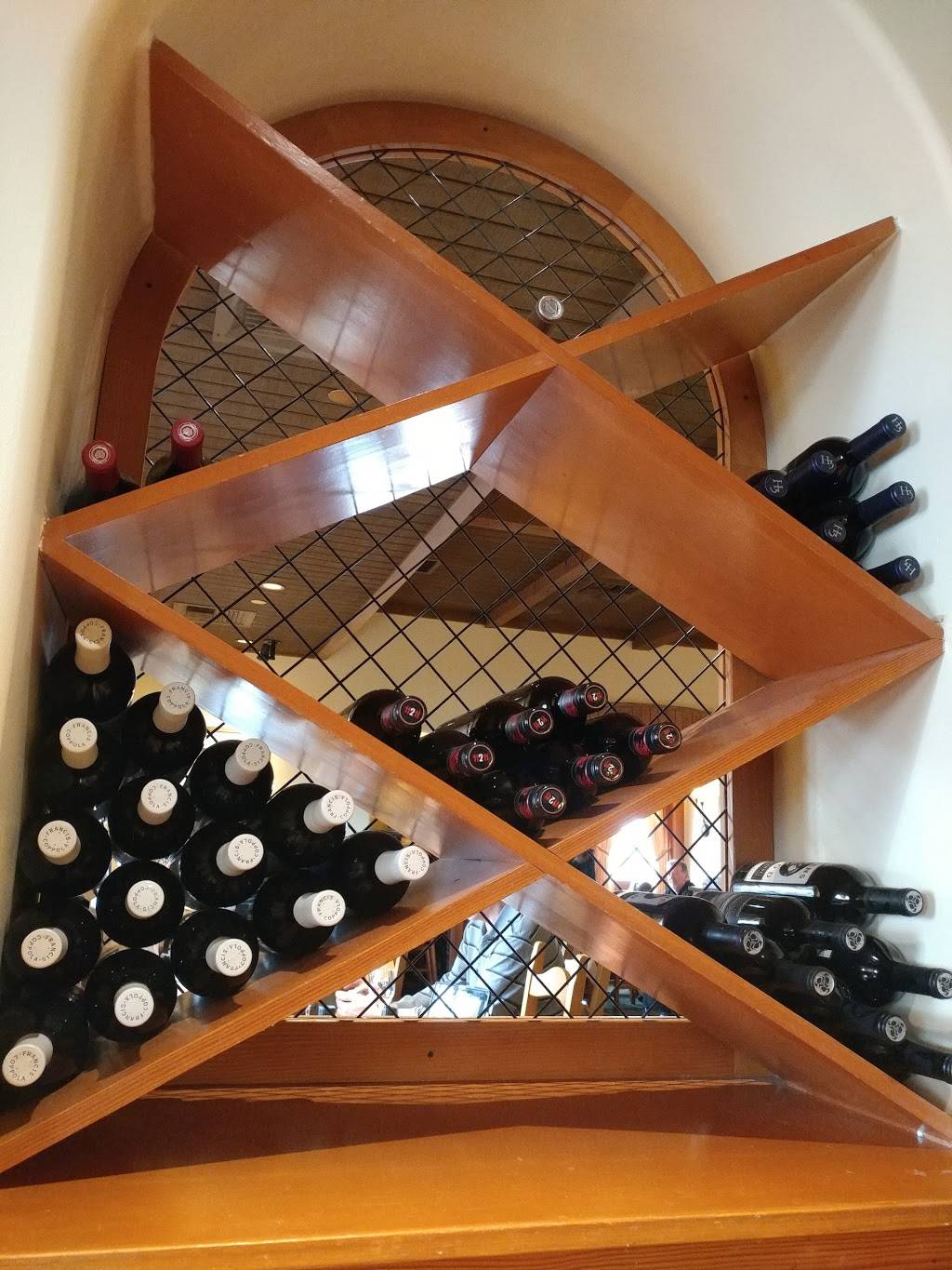 Olive Garden Italian Restaurant | meal takeaway | 1230 Veterans Pkwy, Clarksville, IN 47129, USA | 8122188304 OR +1 812-218-8304