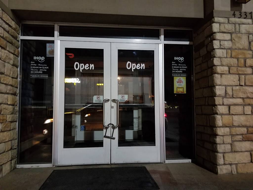 IHOP | restaurant | 4337 Chouteau Trafficway, Kansas City, MO 64117, USA | 8164130600 OR +1 816-413-0600