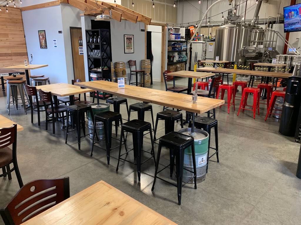 Ghost Runners Brewery and Kitchen | restaurant | 4216 NE Minnehaha St #108, Vancouver, WA 98661, USA | 3609893912 OR +1 360-989-3912