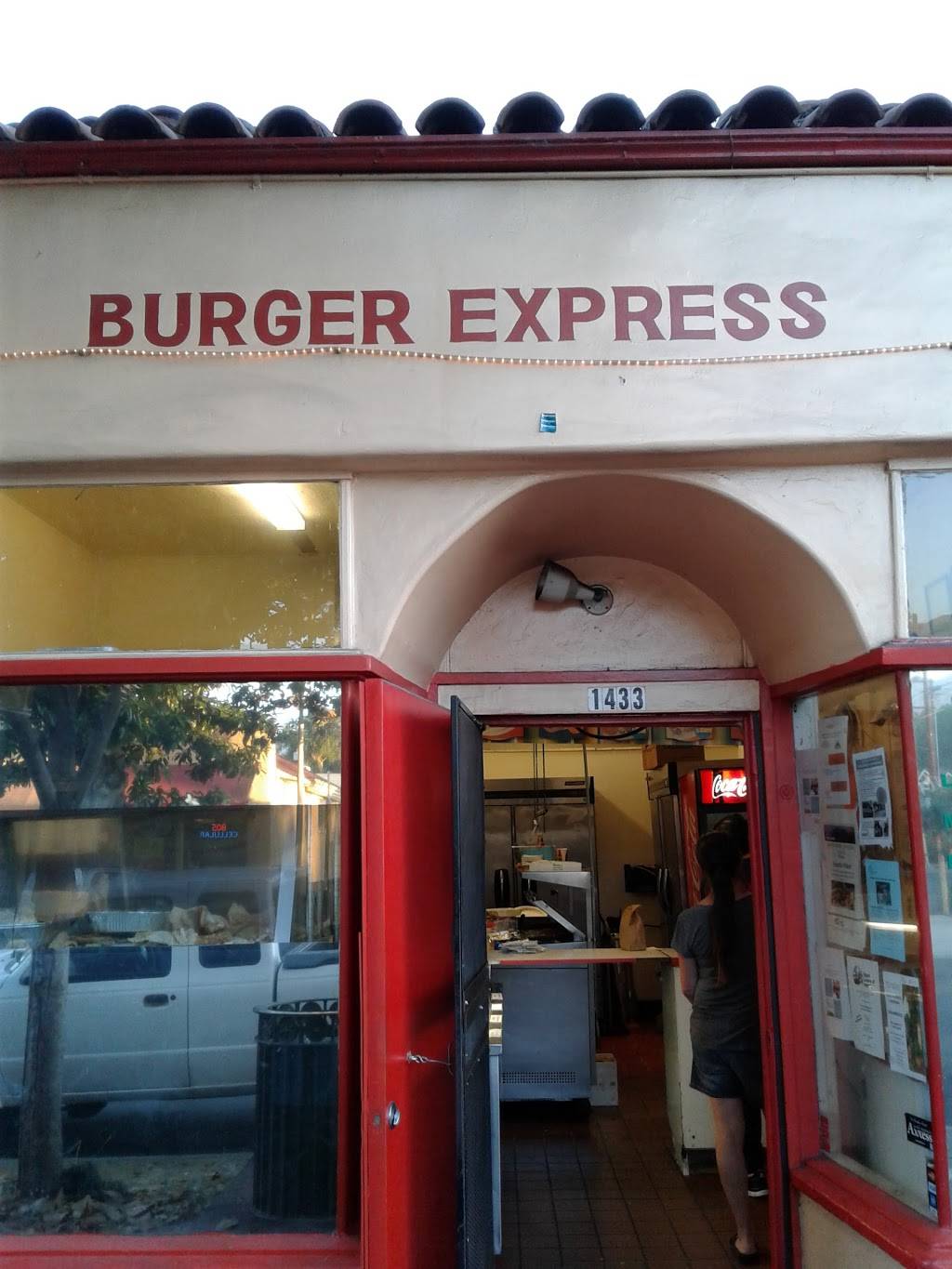 Burger Express | restaurant | 1435 San Andres St, Santa Barbara, CA 93101, USA | 8058992711 OR +1 805-899-2711