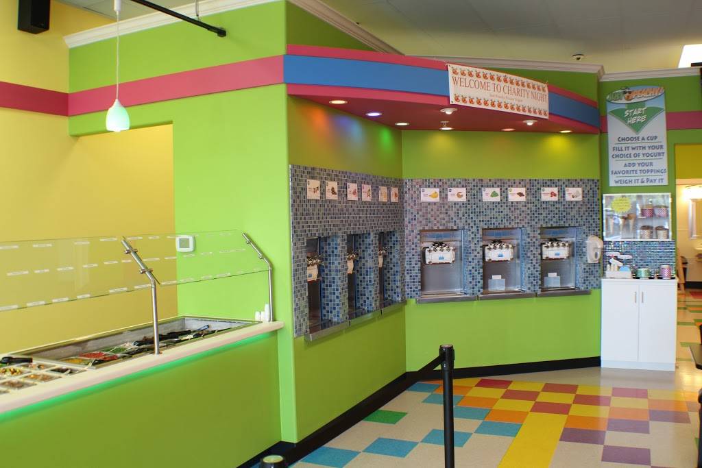 Just Peachy Frozen Yogurt | restaurant | 17020 Twin Lakes Ave C-105, Marysville, WA 98270, USA | 3609268657 OR +1 360-926-8657