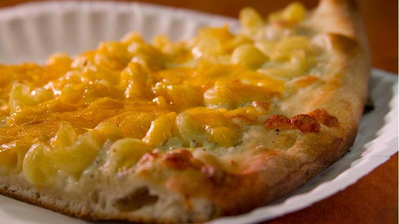 Ians Pizza on State | restaurant | 100 State St, Madison, WI 53703, USA | 6082579248 OR +1 608-257-9248