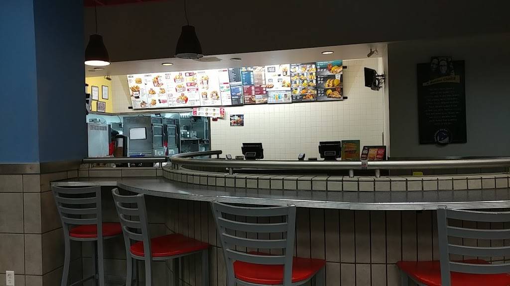 KFC | restaurant | 8001 Forest Ln, Dallas, TX 75243, USA | 9724799900 OR +1 972-479-9900
