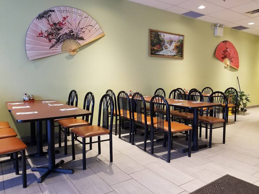 Good Luck Chinese Restaurant | restaurant | 2432 Eglinton Ave E, Scarborough, ON M1K 2P8, Canada | 4162851818 OR +1 416-285-1818