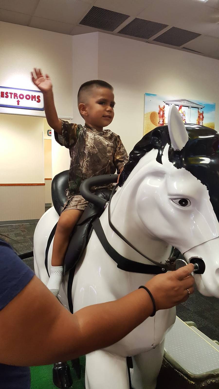 Chuck E. Cheese | restaurant | 700 S Telshor Blvd, Las Cruces, NM 88011, USA | 5755213624 OR +1 575-521-3624