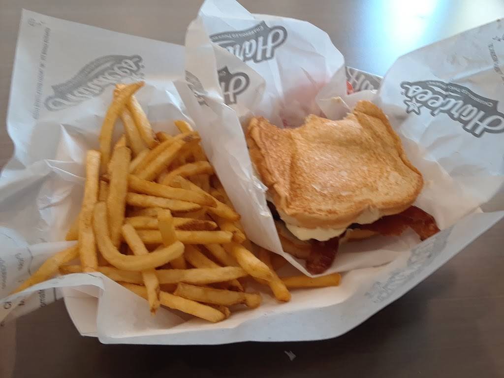 Hardees | restaurant | 21864 West Rd, Woodhaven, MI 48183, USA | 7343013797 OR +1 734-301-3797