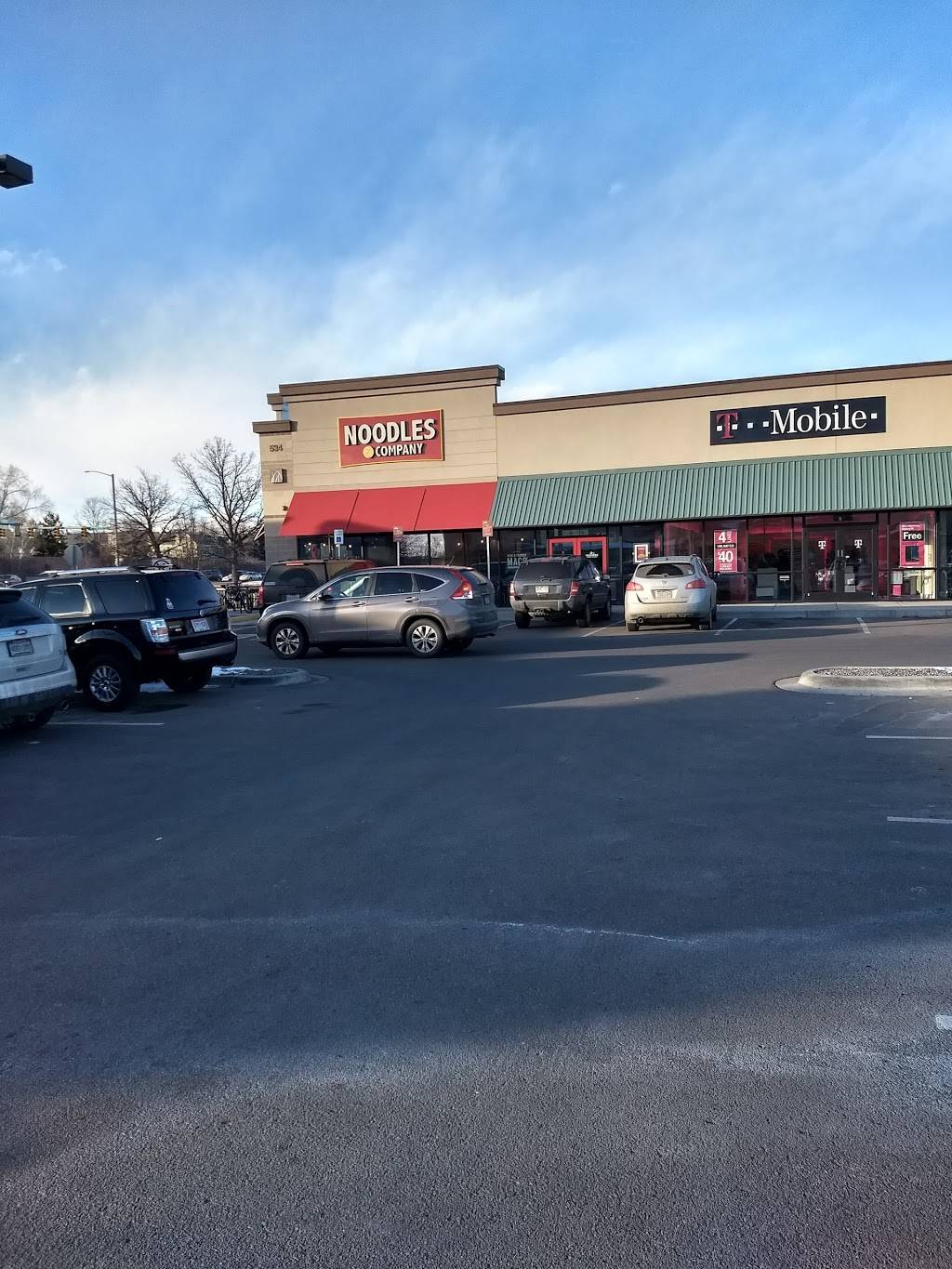 Noodles and Company | restaurant | 534 W South Boulder Rd, Lafayette, CO 80026, USA | 3036650441 OR +1 303-665-0441