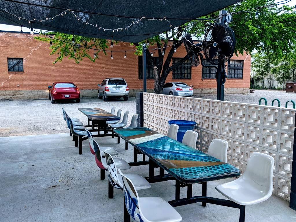 Sandwich Hag | cafe | 1902 S Lamar St, Dallas, TX 75215, USA | 2144845971 OR +1 214-484-5971