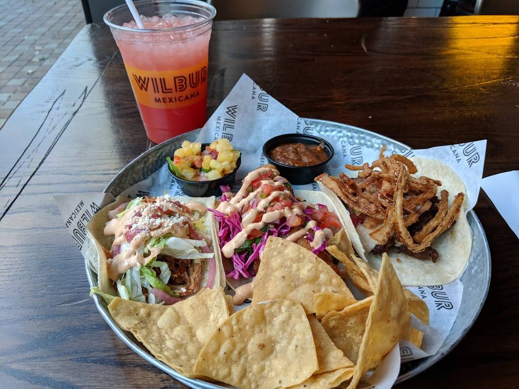 Wilbur Mexicana | restaurant | 552 King St W, Toronto, ON M5V 1M3, Canada | 4167921878 OR +1 416-792-1878