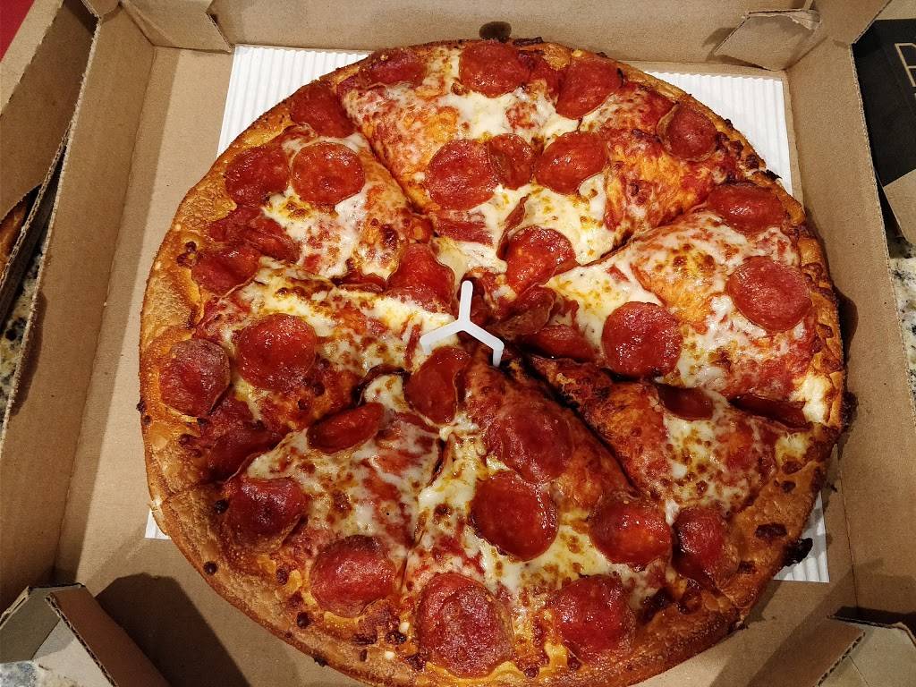 Pizza Hut | restaurant | 2303 N Rolling Rd, Baltimore, MD 21244, USA | 4102657766 OR +1 410-265-7766