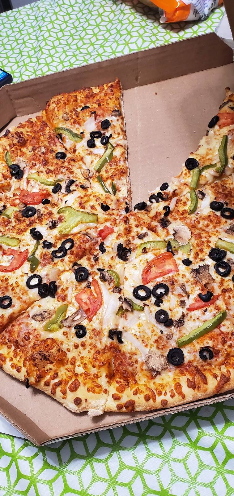 Dominos Pizza | meal delivery | 190 Queens Plate Dr, Etobicoke, ON M9W 6Y9, Canada | 4167409800 OR +1 416-740-9800