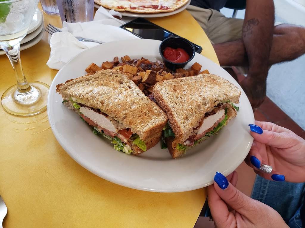 The Standard Restaurant | restaurant | 1520 Broadway, Fort Myers, FL 33901, USA | 2392196463 OR +1 239-219-6463