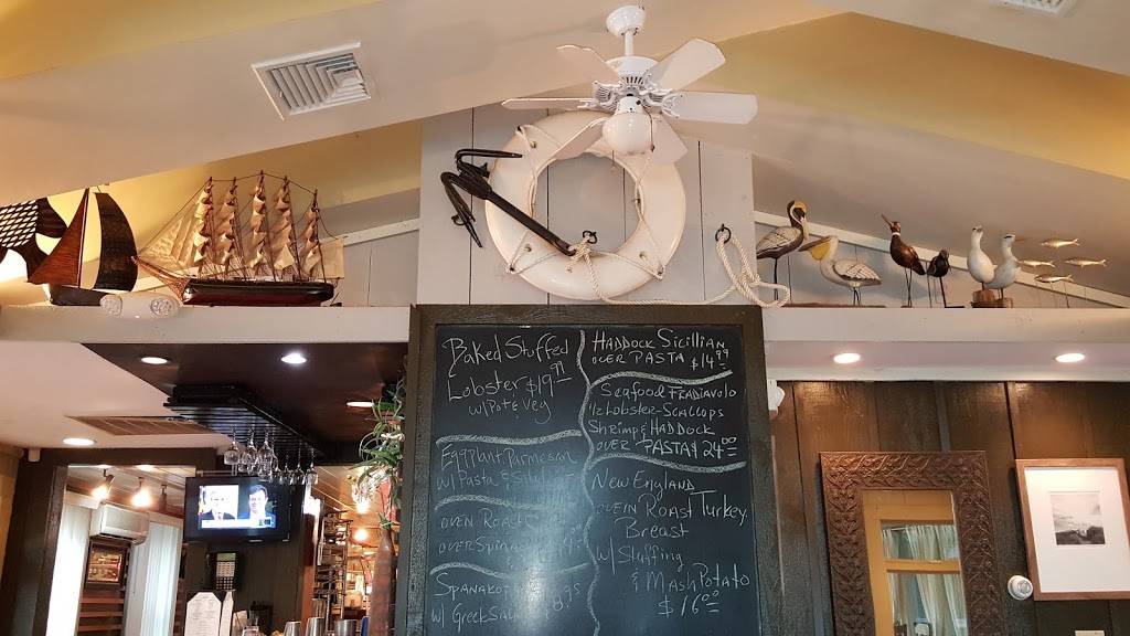 Captain Scotts Seafood Restaurant | restaurant | 71 Tupper Rd, Sandwich, MA 02563, USA | 5088881675 OR +1 508-888-1675