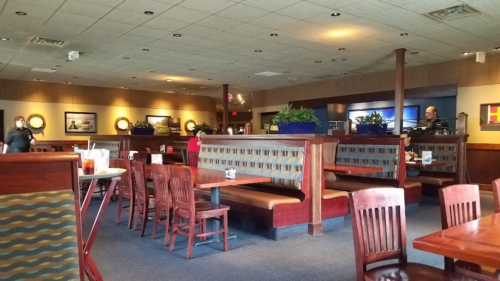 Red Lobster | restaurant | 330 S 72nd St, Omaha, NE 68114, USA | 4023915970 OR +1 402-391-5970