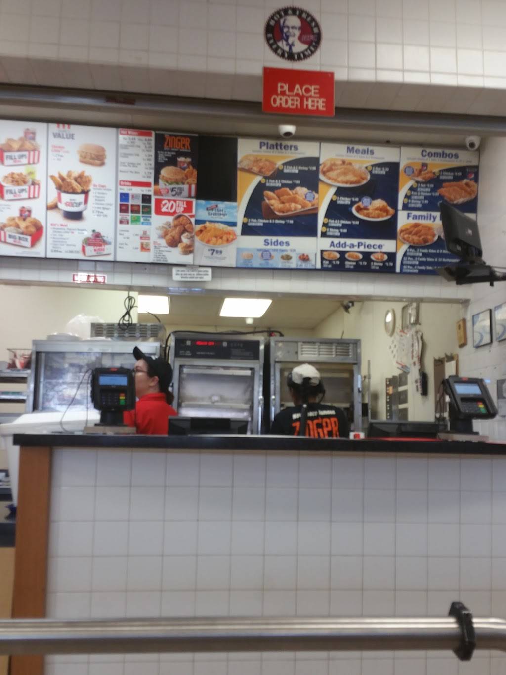 KFC | restaurant | 1200 By Pass Rd, Brandenburg, KY 40108, USA | 2704227400 OR +1 270-422-7400