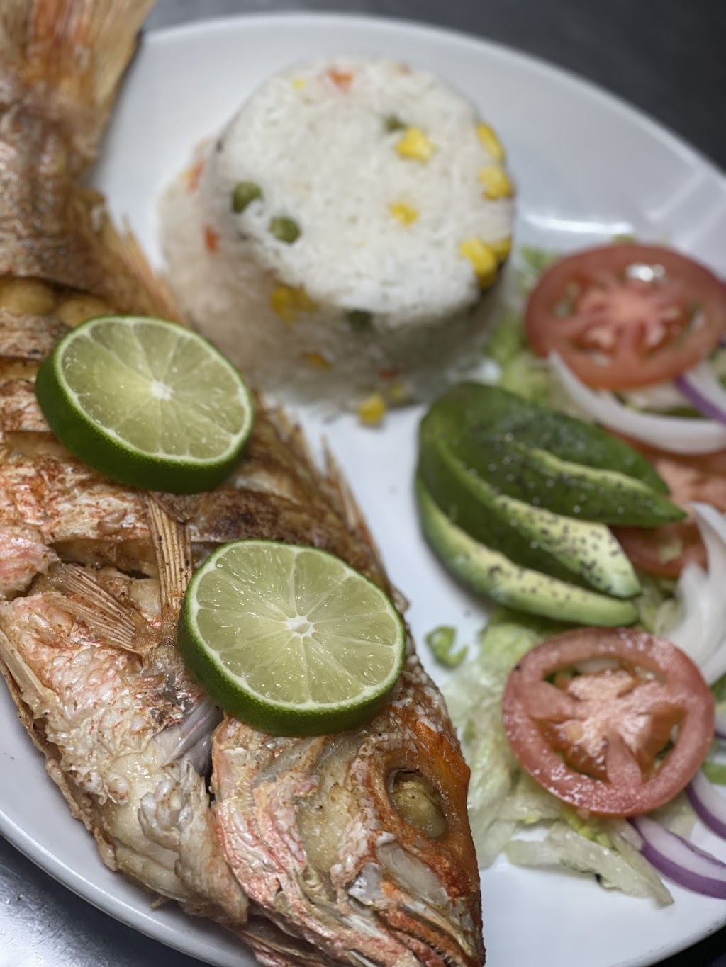 Orale Guey Mexican Kitchen | restaurant | 704 Park St, Hartford, CT 06106, USA | 8602168222 OR +1 860-216-8222