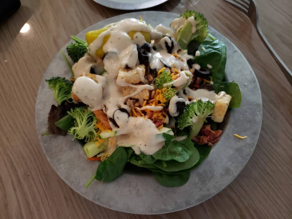 Charleys Boathouse Grill | restaurant | 6241 Estero Blvd, Fort Myers Beach, FL 33931, USA | 2397654700 OR +1 239-765-4700