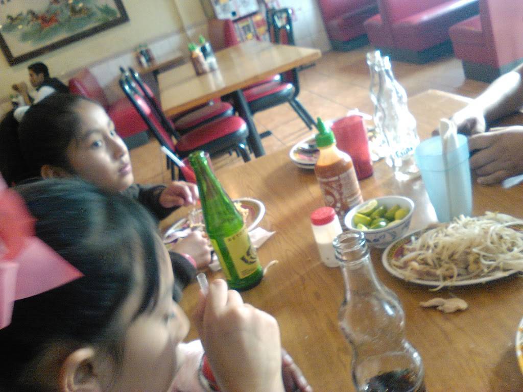 LA VILLA | restaurant | Av Abraham Gonzales 3244, Francisco Villa, 22615 Tijuana, B.C., Mexico | 016644496232 OR +52 664 449 6232