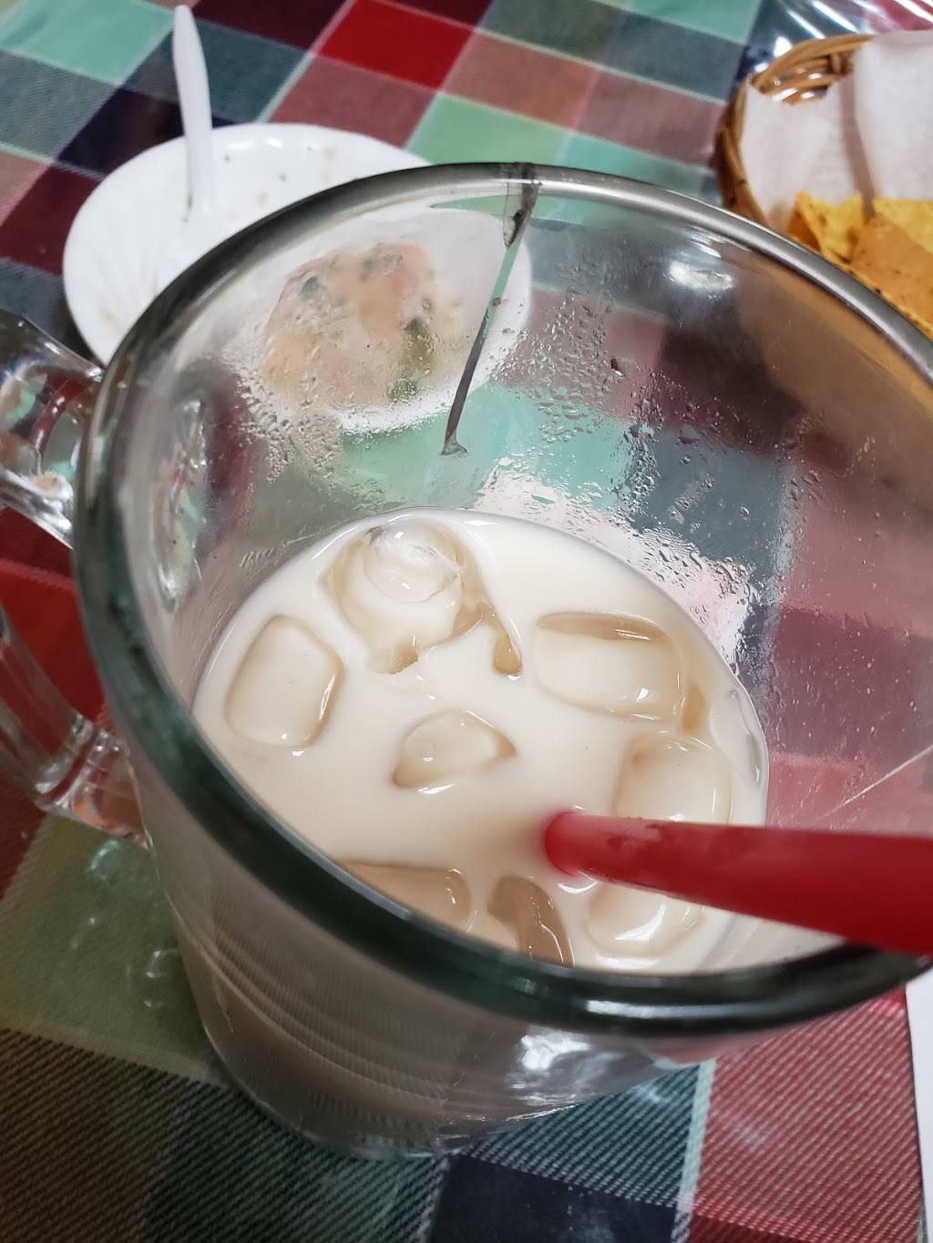 El Calamares | restaurant | 420 S Sherman Dr, Indianapolis, IN 46201, USA | 3173562112 OR +1 317-356-2112