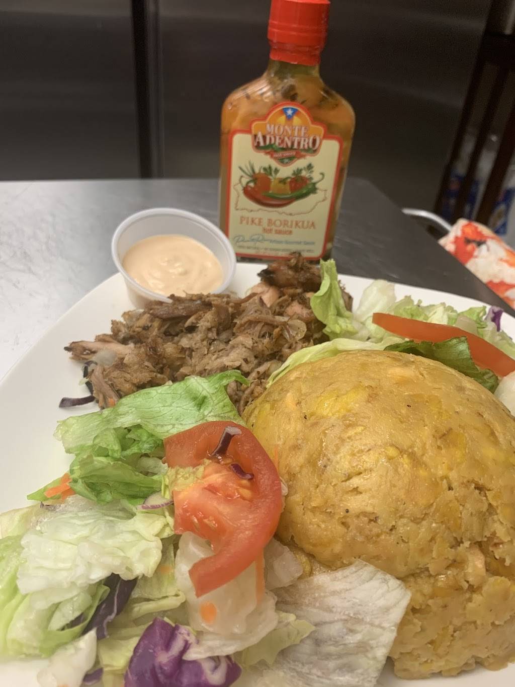 El Bembè Criollo | restaurant | 3827 Mitthoeffer Rd, Indianapolis, IN 46235, USA | 3176613271 OR +1 317-661-3271