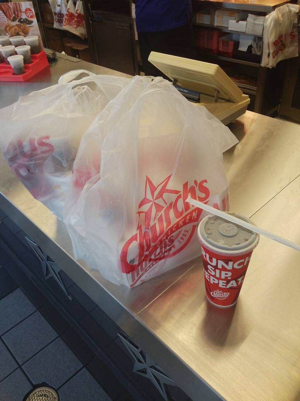 Churchs Chicken | restaurant | 6730 W McDowell Rd, Phoenix, AZ 85035, USA | 6238450121 OR +1 623-845-0121